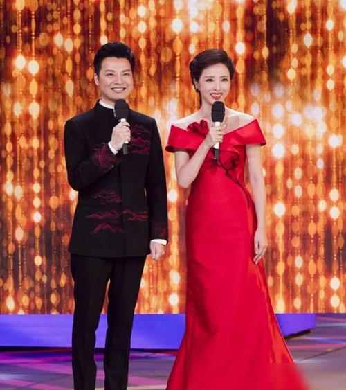 张舒越的家境，吴冠希的个人资料(吴冠希家庭背景)