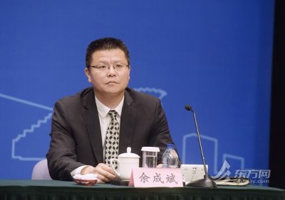 ​上海市人保局将向浦东下放落户审批权