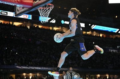 ​NBA全明星 | 扣篮大赛两连霸麦克朗又来了