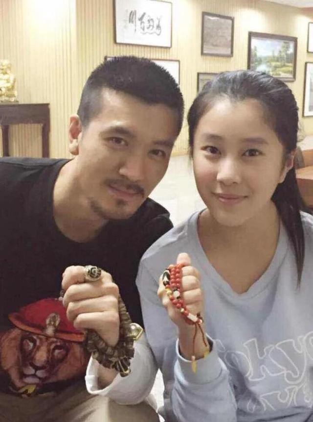 黄圣依老公是谁（黄圣依老公杨子晒两个儿子照片）