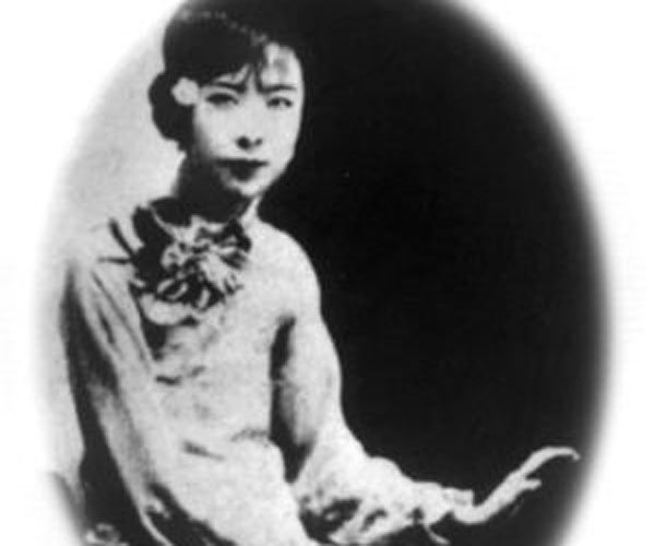 于凤至年轻真实照片 赵一荻和于凤至谁更好看