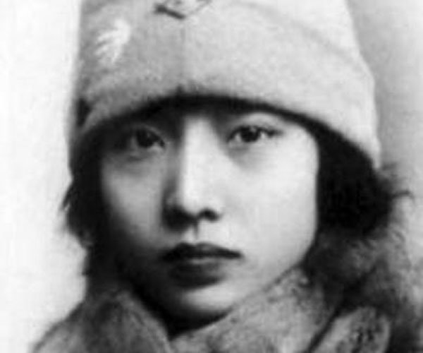 于凤至年轻真实照片 赵一荻和于凤至谁更好看