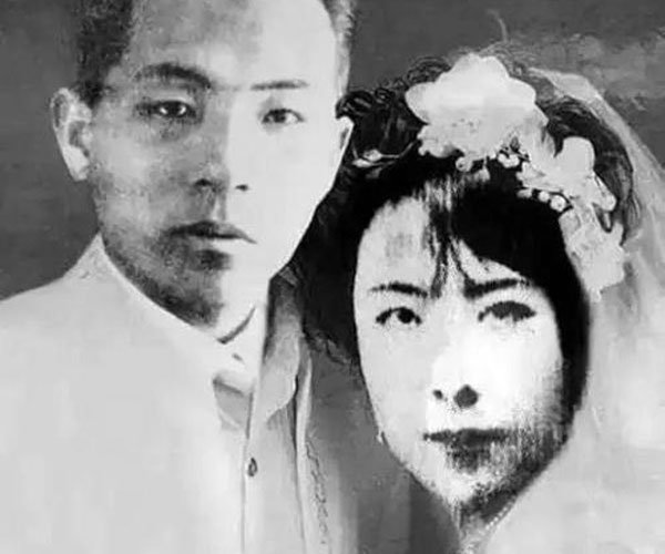 于凤至年轻真实照片 赵一荻和于凤至谁更好看