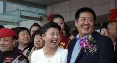 ​闫学晶为啥和前夫离婚原因揭秘 闫学晶前夫林越是干什么的近况