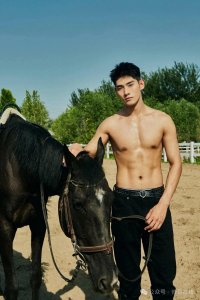 ​西安体院187CM肌肉体育生，这样的直男老公，腹肌搓衣板！