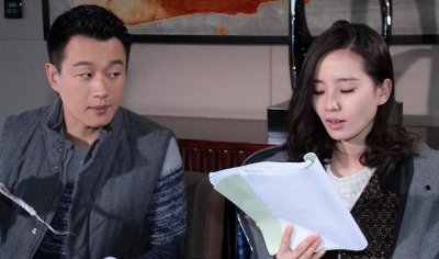 ​刘诗诗电视剧被佟大为强行抱起，注意她的脚？舞蹈演员的基本素养