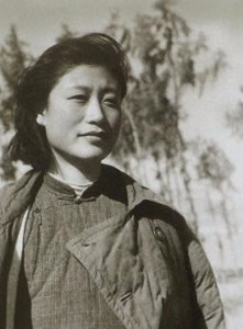 ​“军中之兰”李又兰，丈夫是开国上将，儿子是中将，女婿也很牛