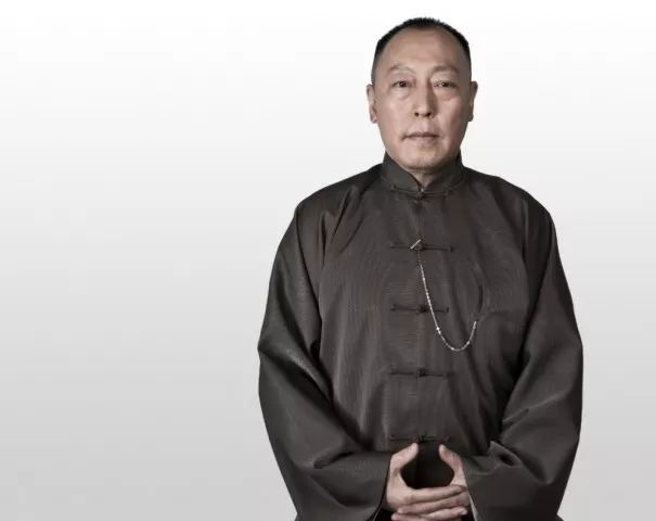 《都挺好》播完7个月后,倪大红现状:依然低调,演话剧沉淀自己
