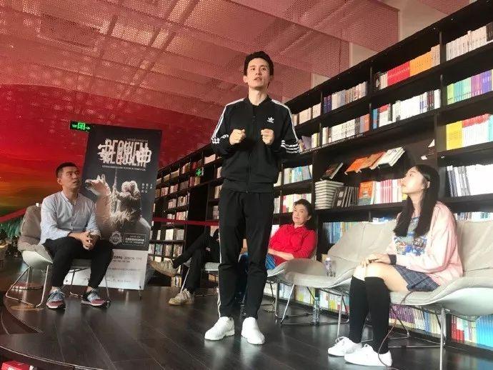《都挺好》播完7个月后,倪大红现状:依然低调,演话剧沉淀自己