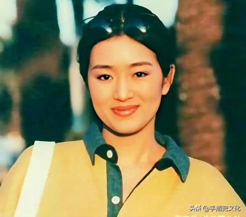 巩俐的感情经历有多起伏？为何最终选择嫁给70岁法国老头