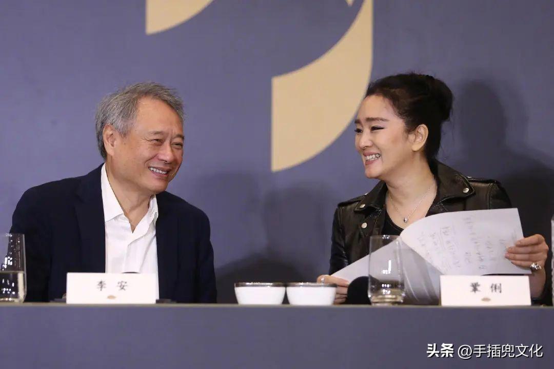 巩俐的感情经历有多起伏？为何最终选择嫁给70岁法国老头