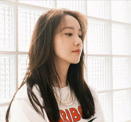 南韩神颜一直在线的少女：林允儿