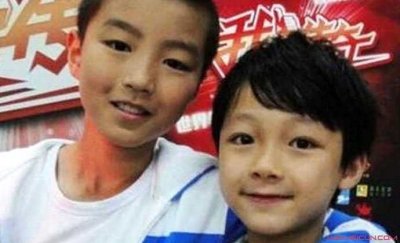 ​黄星羱和王俊凯的关系 两人童年合照曝光是怎么认识的