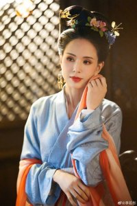 ​李若彤变身宋代仕女 56岁的她美得让人窒息
