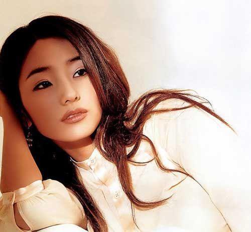 30次左右(女子和同事约会近30次)