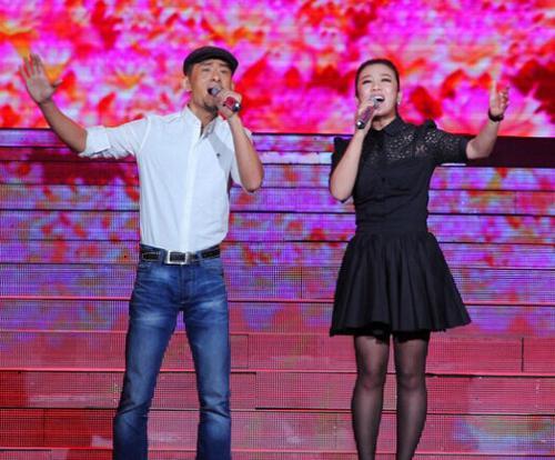 张冬玲身高，翁美玲的身高是多少(翁美玲多高身高体重)