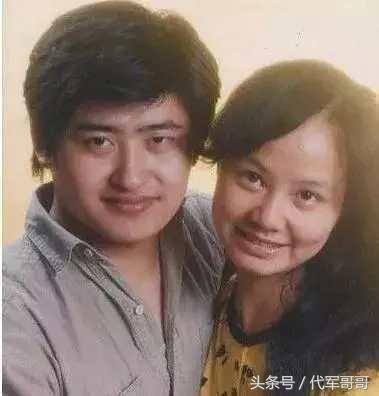 刘欢有几次婚姻（揭秘刘欢与妻子的幸福婚姻生活）(4)