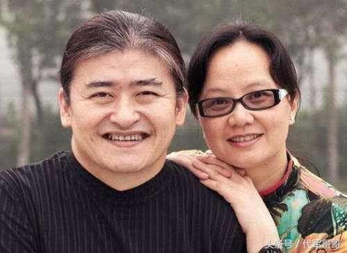 刘欢有几次婚姻（揭秘刘欢与妻子的幸福婚姻生活）(3)