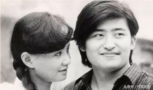 刘欢有几次婚姻（揭秘刘欢与妻子的幸福婚姻生活）(2)