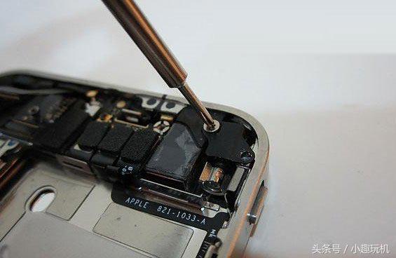 屏幕碎屏换一下要多少钱（屏幕摔碎换一次1000多元）(1)