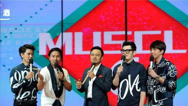 天天向上小五为什么离开舞台（当红时退出天天向上）(3)