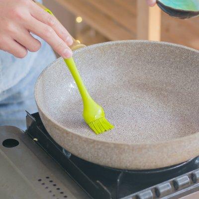 葱花饼的8种做法(简易葱油饼)(15)