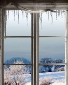 ​冬天窗户被冻住怎么打开,窗户边冻死了打不开有啥办法