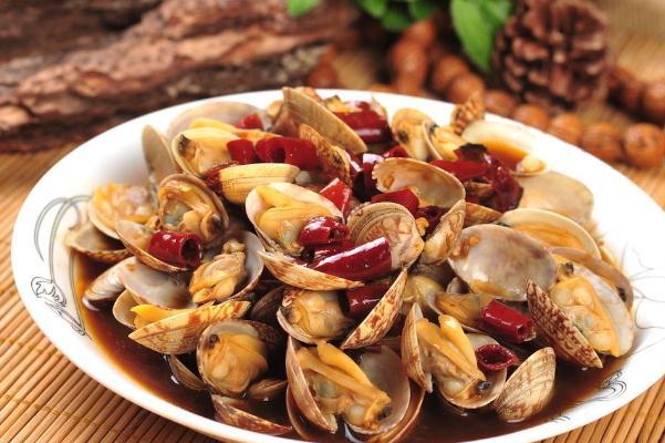 花甲要泡多久才干净 花甲要用盐水泡吗