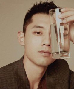 ​张继科为什么火得那么离谱？！