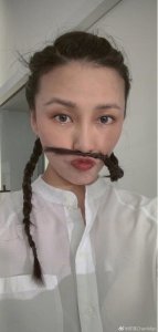 ​陈漫作品PS前后对比照她的作品风格特点是怎样的