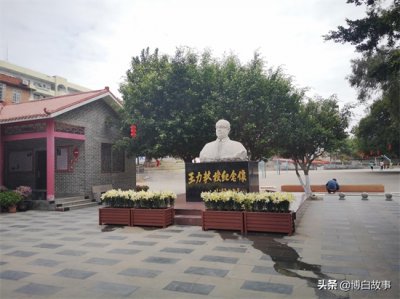 ​惊艳！广西博白县王力中学新校门雏形初显，建成后将成为学校地标