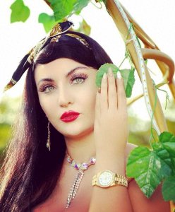 ​环球美女：索菲纳尔·格瑞戈里安