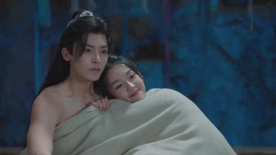 侯明昊主演10部剧，火3部扑3部，其中的关键还要看谁是女主