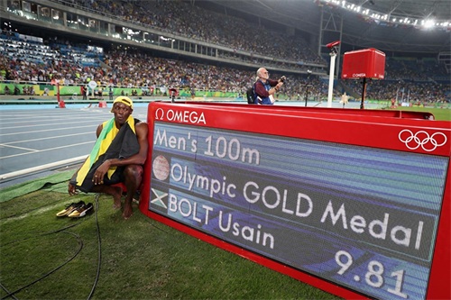 46张珍贵照片带你了解不一样的博尔特