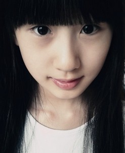 最萌童星王可昕来啦，俏皮可爱，多才多艺，深得大家的喜爱~~