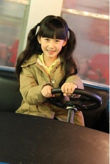 最萌童星王可昕来啦，俏皮可爱，多才多艺，深得大家的喜爱~~