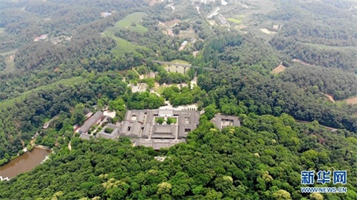 航拍湖北当阳玉泉寺