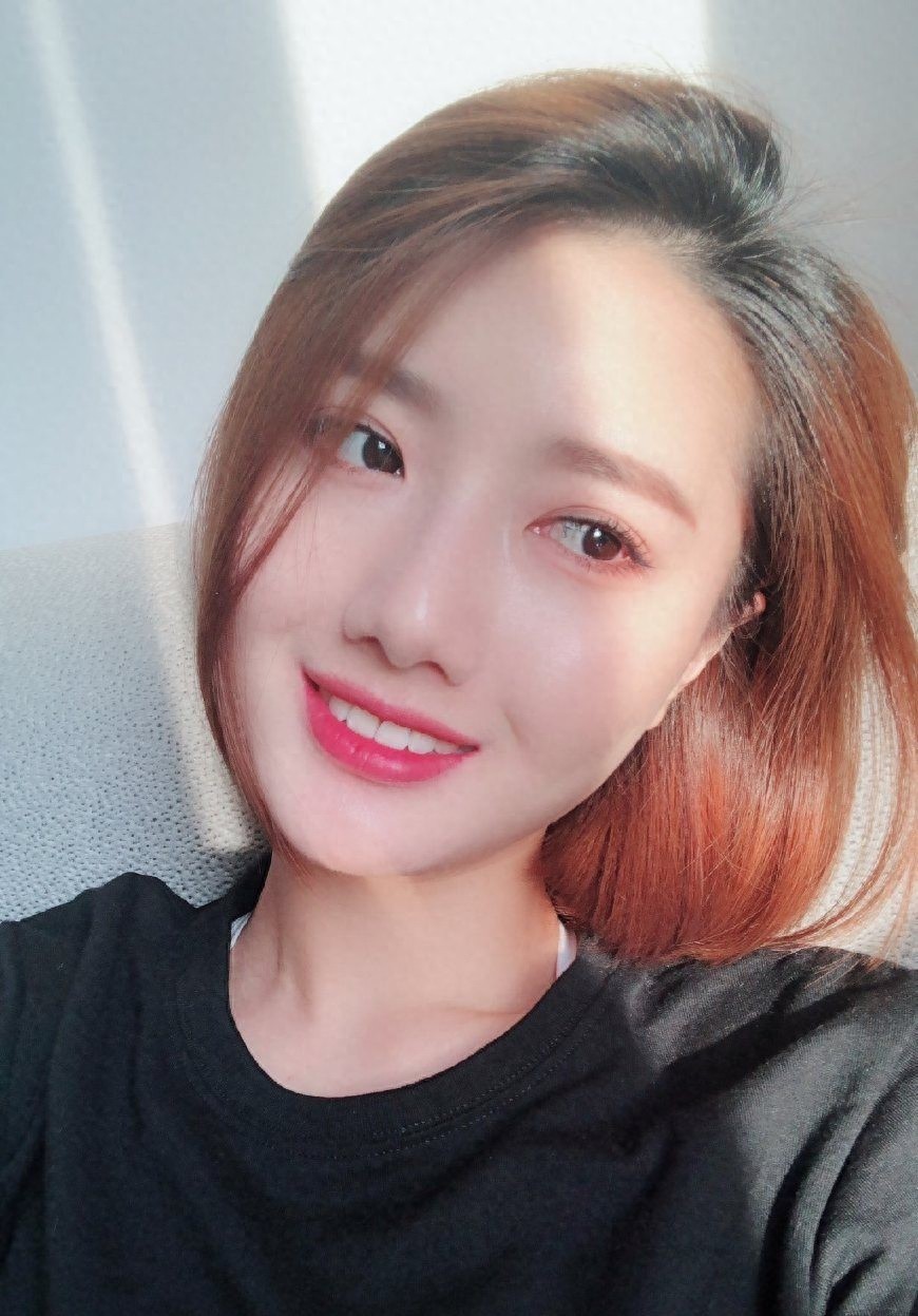 美女网红吴佳煜,你是流落人间的天使