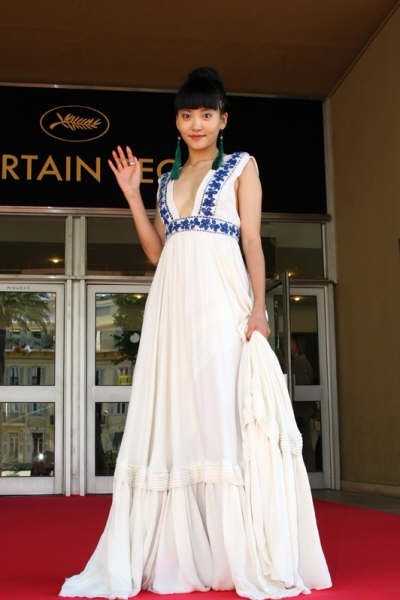 周楚楚,1986年11月15日出生于四川成都,中国女演员