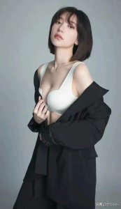 ​《郭雪芙：妩媚多姿背后的别样魅力》