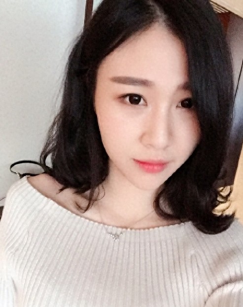 DOTA2女神冷冷自拍大赏