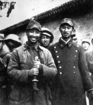 投笔从军成名将，陈赓将军的传奇一生