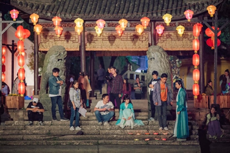 《青云志》花絮照曝光，李易峰可爱赵丽颖乖巧杨紫英气