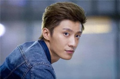 ​乔任梁AI“复活”引争议，乔父直言：这是对我们隐私的侵犯！