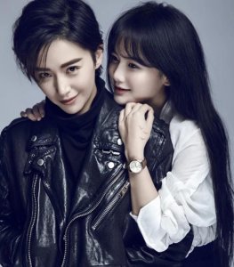 ​女生帅气起来，男生都要靠边站，这几位女星用实力验证