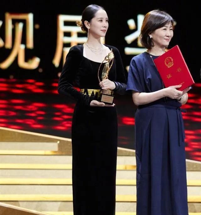 海清什么时候结的婚（演员海清25岁隐婚生子）