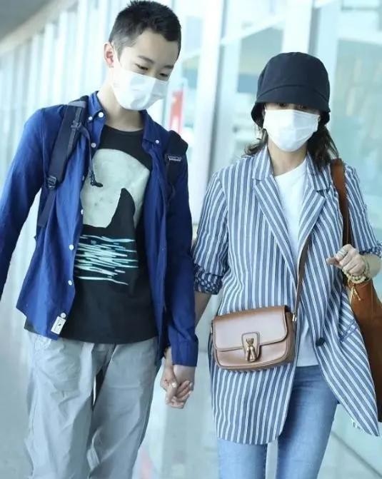 海清什么时候结的婚（演员海清25岁隐婚生子）