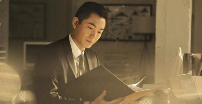 ​演员朱泳腾：与妻子相亲认识，风雨23年生一子，曾向陆毅取育儿经