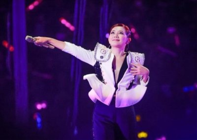 ​梁静茹给的勇气什么梗（梁静茹在线打假什么梗）