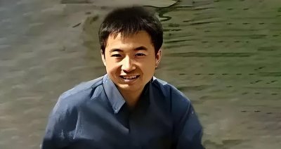 ​翟山鹰(“反诈大师”翟山鹰：诈骗20亿跑路美国，开视频羞辱粉丝)